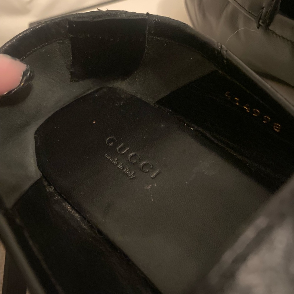 Gucci Black Leather Loafers with Gold Horsebit folds in the back also - Picture 8 of 16